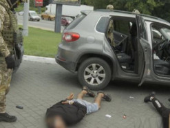 В Киеве разоблачили банду фальшивомонетчиков: к спецоперации привлекли более 100 силовиков