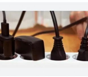 Електрик назвав 7 приладів, які не можна підключати до подовжувачів