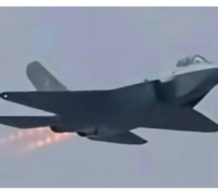 Уникають, як чуми: чому ніхто не купує китайський винищувач-невидимку J-35