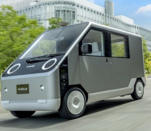 Японська HW Electro представила мінівен Puzzle на сонячних батареях