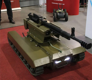 Словацькі розробники представили наземний роботизований дрон MRAZ3 MMG