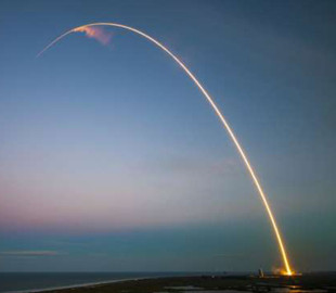 SpaceX відправить у космос супутник нового покоління