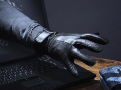 Невідомі інтернет-шахраї ошукали чоловіка на 6 тисяч гривень