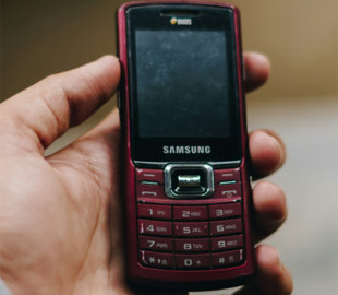 П'ять пунктів для перевірки перед покупкою кнопкового телефона