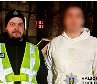 У Києві оштрафують блогера, який знімав провокативне відео в поліцейській формі