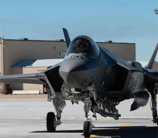 У США вперше в історії зібрали винищувач F-35 з двох розбитих літаків