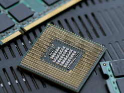 Акции производителей микросхем упали в цене из-за потенциальной угрозы вторжения России в Украину