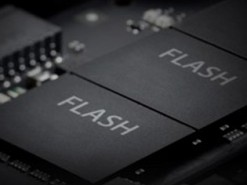 Рынок флэш-памяти показал сезонный спад