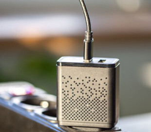 Як правильно заряджати смартфон для довговічності батареї