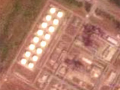 Троси не допомогли. З’явились супутникові знімки наслідків атаки БПЛА на Новошахтинський НПЗ у Росії