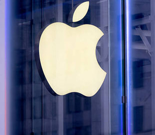 Apple вперше подолала позначку у $4 трлн: рекордну вартість компанії підживив попит на нові iPhone