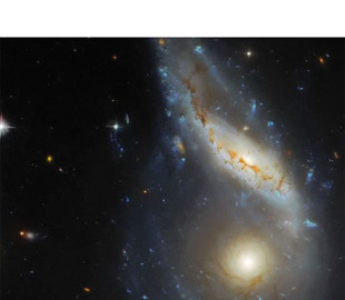 У NASA показали зіткнення двох галактик