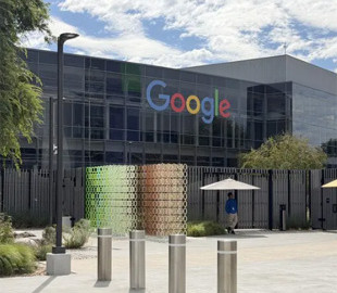 Понад 4500 працівників Google закликали керівництво захистити їх від звільнень через ШІ