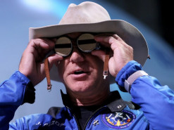 Безос планує конкурента GPS, оскільки Путін загрожує супутниковим системам