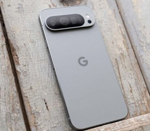 Чим здивує Google Pixel 10 і чому все таки краще почекати Pro-версію
