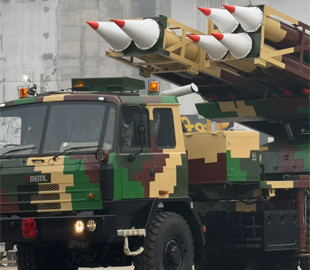 Індійські розробники представили нову реактивну систему залпового вогню Suryastra