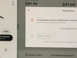 Tesla объявила войну сторонним модификациям программного обеспечения