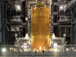 NASA опубликовало фото ракеты для полета на Луну