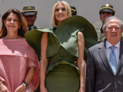 Порыв ветра сделал Иванку Трамп звездой мемов