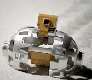 Японський виробник іграшок побудував крихітний місяцехід