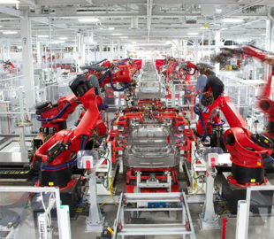Влада Індії обіцяє Ілону Маску кращі умови для виробництва Tesla, ніж в Китаї