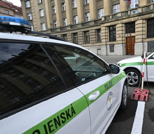 Посадовця Міноборони Чехії усунули з посади через зберігання секретної інформації в телефоні