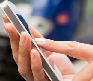 Українців попереджають про фейкові сайти ПриватБанку та «Дії»