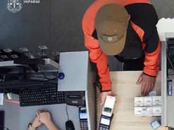 Ошукав людей на понад 800 тисяч гривень - на Донеччині зухвалий шахрай постане перед судом