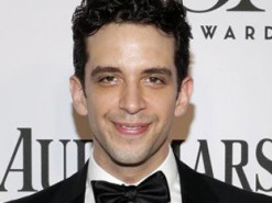 Последний пост в Instagram Ник Кордеро посвятил жене и сыну