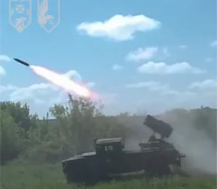 Хорватський «Рак» пересів на «Хамві»: прикордонники показали незвичну РСЗВ у бою