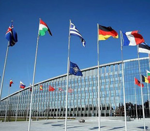 Главы Генштабов стран НАТО провели первое онлайн-заседание