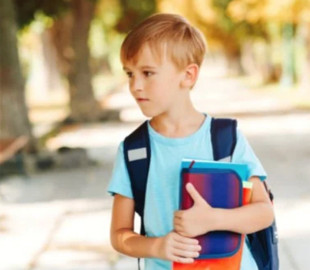 Чи будуть школи України проводити свято першого дзвоника: роз’яснення