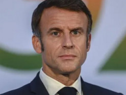 Макрон погрожує заборонити соцмережі для дітей до 15 років після вбивства у школі