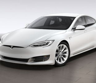 Tesla підняла ціну на Model 3 в Китаї