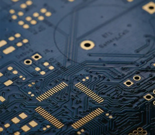 Електроніка, що не плавиться. Створено чіп пам’яті, який працює при 700 °C