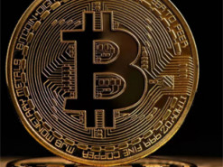 Вартість біткоїна вперше сягнула рекордних $45 тисяч