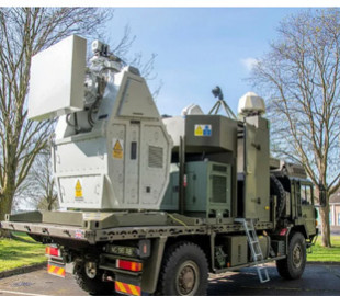 Британська армія проводить випробування системи спрямованої дії: автомобіль, який захищає від безпілотників струмом