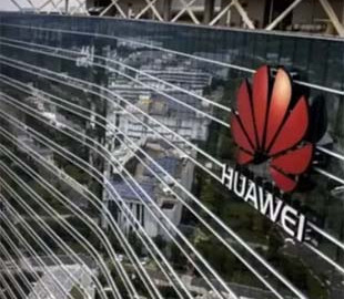Huawei опубликовала изображения своего электрического кроссовера