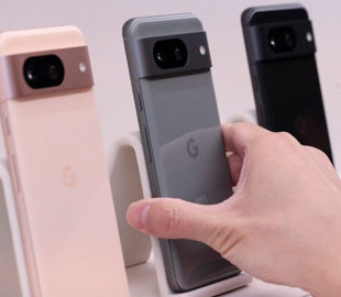 Десять найкращих компактних смартфонів на грудень 2023 року