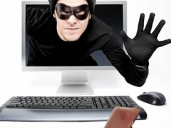 Новорічні афери: запорізька поліція зафіксувала хвилю інтернет-шахрайств