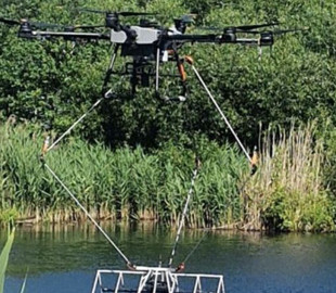 Повітряні й підводні дрони навчили знаходити міни під водою