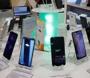 Аналитики назвали самые «пострадавшие» от пандемии бренды смартфонов