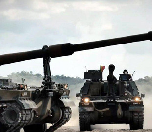 Перша самохідна гаубиця K9 Thunder зійшла з конвеєра для армії Румунії