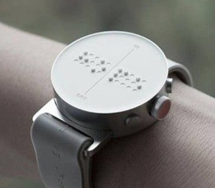 В Южной Корее создали смарт-часы для слепых