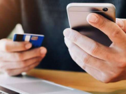 Шахраї представились операторами мобільного звʼязку та обікрали жінку майже на 60 тисяч гривень