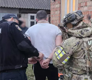 На Буковині судитимуть шахрая, який викрав з рахунку військового майже півмільйона гривень