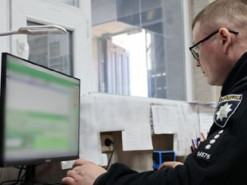 Шахраї ошукали мешканців Запорізької області на майже 2 млн грн за місяць