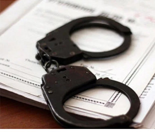 На 4 роки посадили чоловіка, який намагався відкупитися від дитячої порнографії