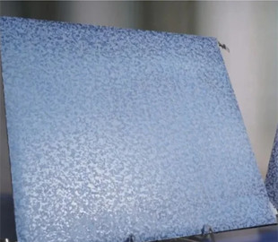 Гарно та ефективно. Німецькі вчені створюють фасадне покриття для будівель, що генерує сонячну енергію