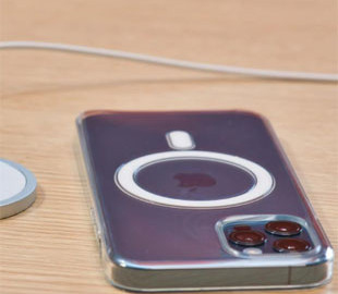 Для чого кружечок на чохлі Айфона: цінна функція, якою мало хто користується